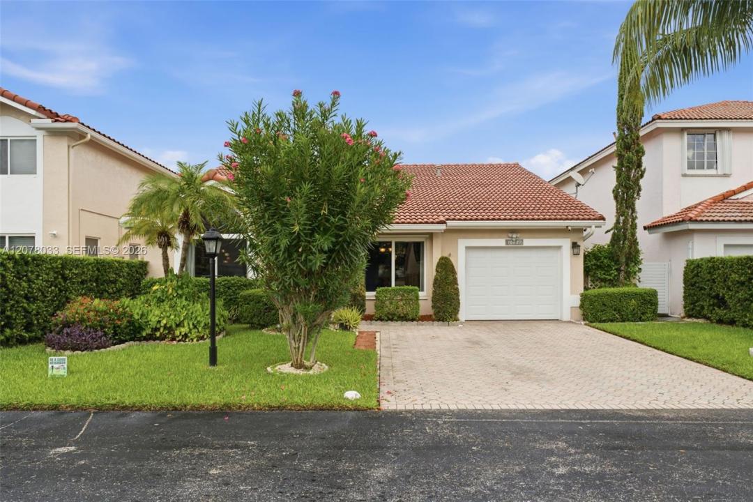 10887 SW 152nd Pl, Miami, Florida 33196, USA