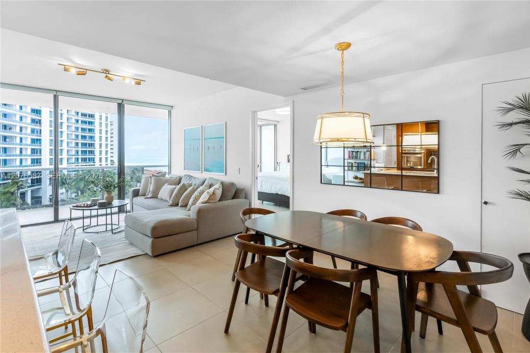 5875 Collins Ave 903, Miami Beach, Floride 33140, États-Unis