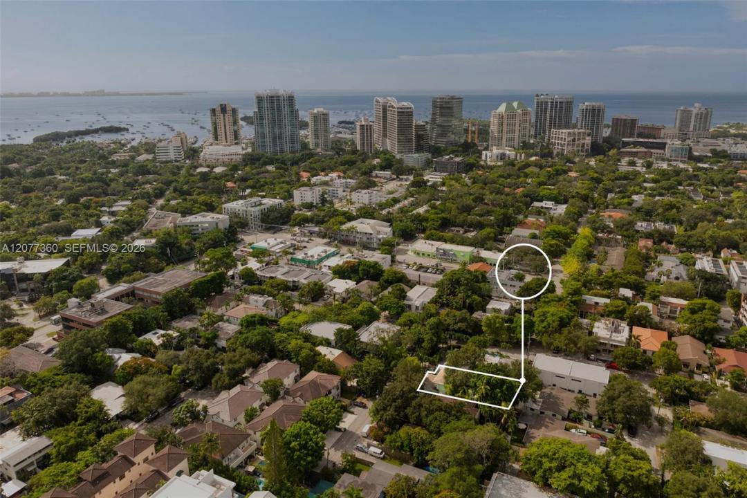 2952 Louise St, Coconut Grove, Floride 33133, États-Unis