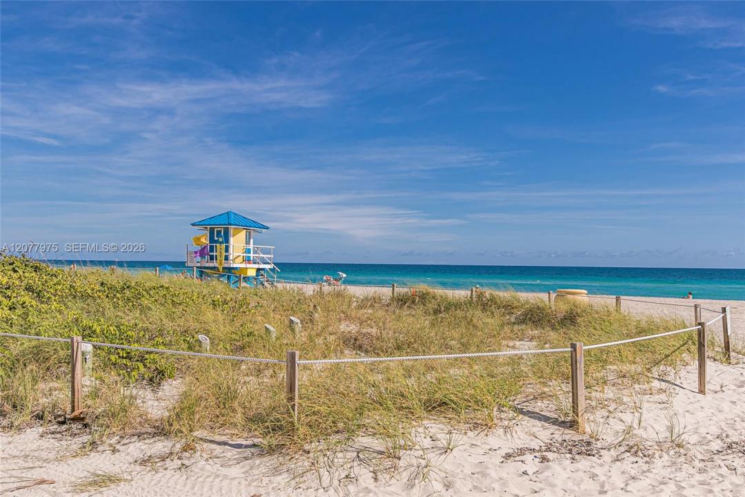 1801 S Surf Rd 2G, Hollywood, Florida 33019, USA