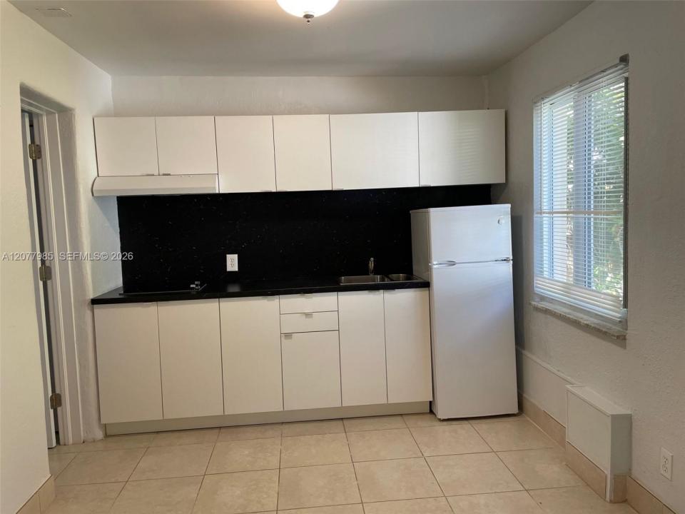 1642 Polk St C, Hollywood, Florida 33020, Stati Uniti