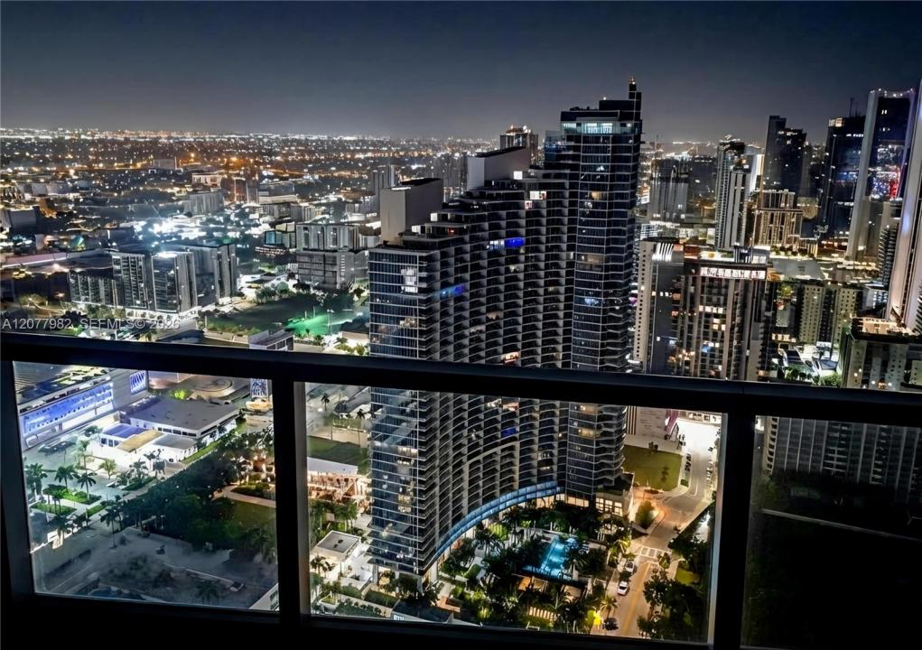 1900 N Bayshore Dr 5004, Miami, Floride 33132, États-Unis