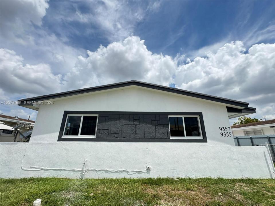 9355 SW 39th St 9357, Miami, Flórida 33165, Estados Unidos