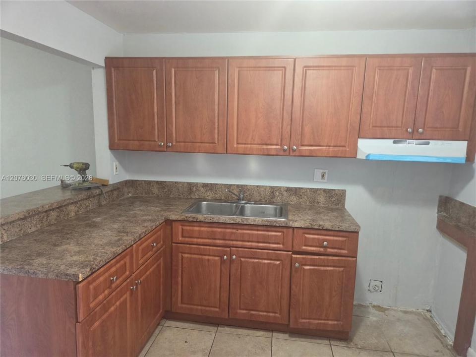 20520 NW 15th Ave 230, Miami Gardens, Florida 33169, Stati Uniti