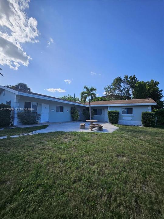 1231 NE 23rd Ave 3, Pompano Beach, Floride 33062, États-Unis
