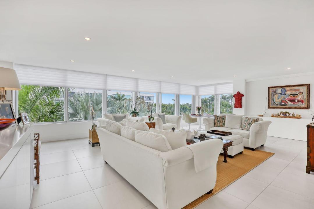 44 COCOANUT Row 507B, Palm Beach, Florida 33480, USA