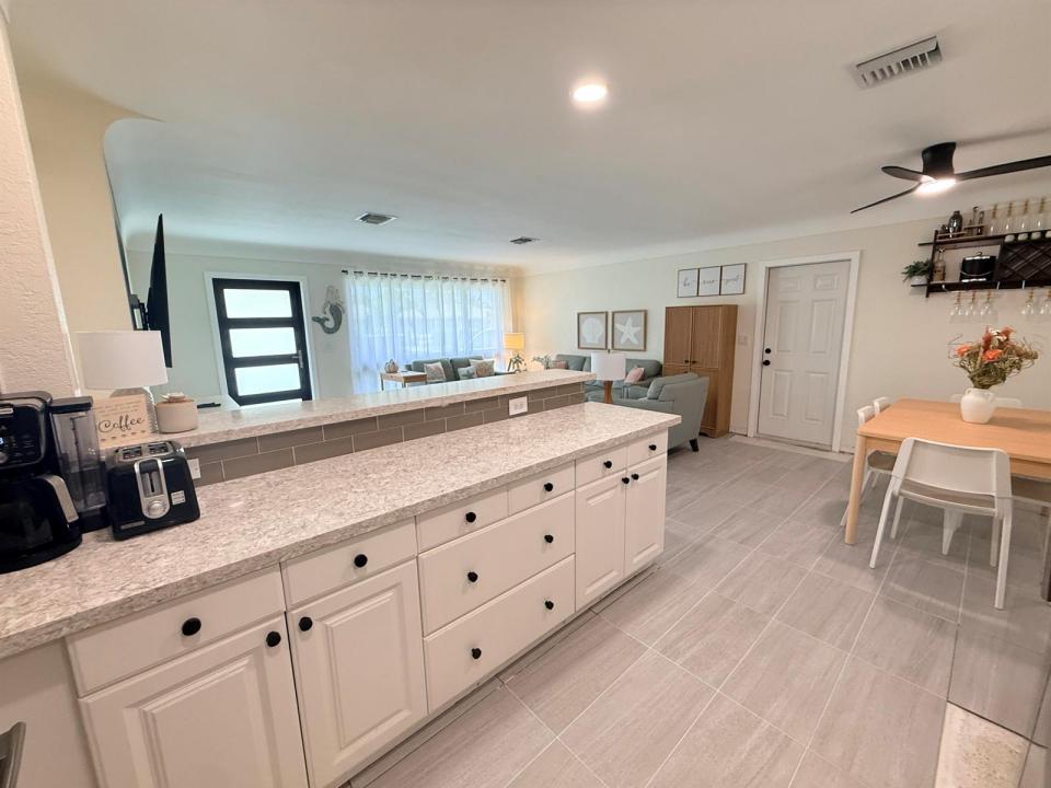 608 NE 24TH Avenue, Pompano Beach, Florida 33062, USA