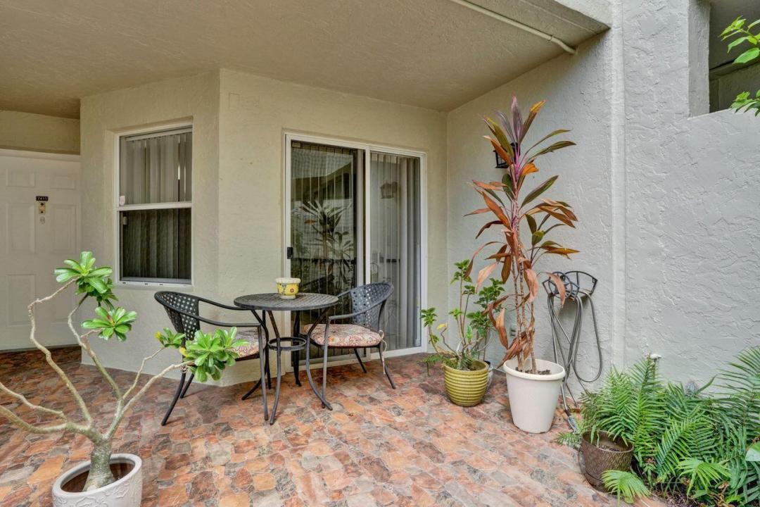 7411 GRANVILLE Drive 106, Tamarac, 플로리다 33321, 미국