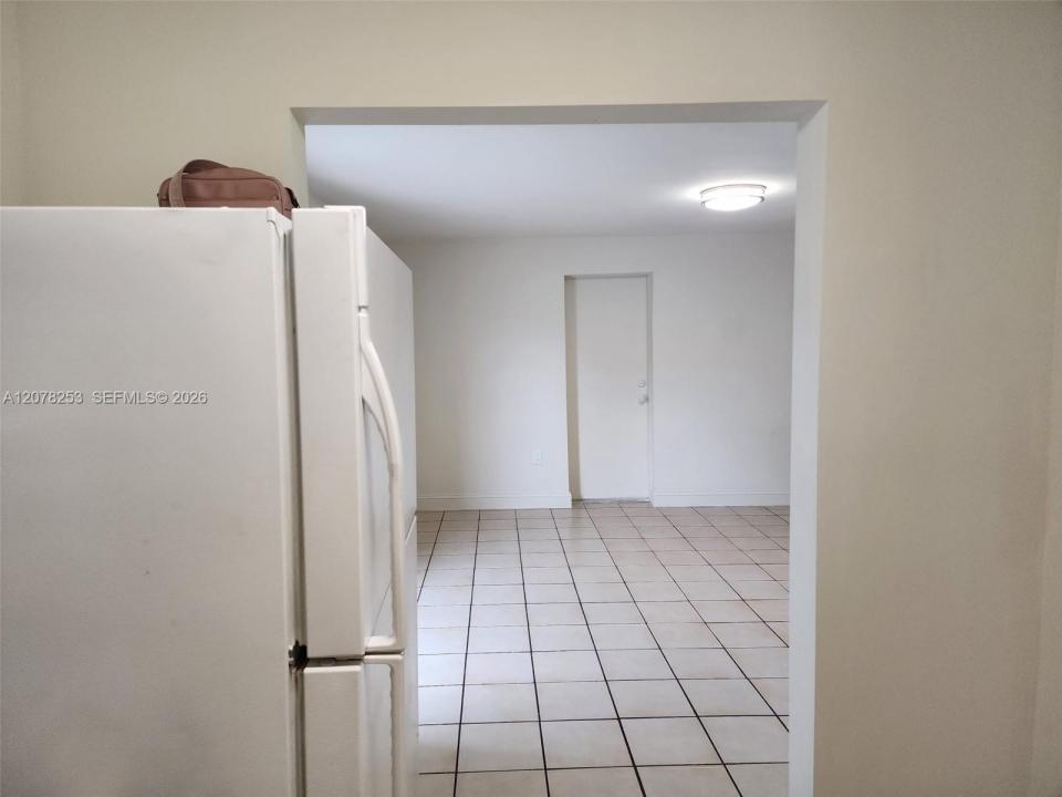 120 NW 18th Ave, Miami, Floride 33125, États-Unis
