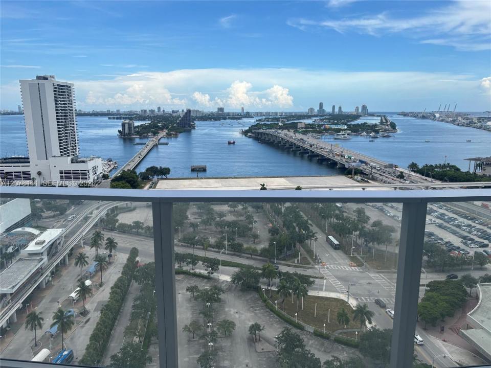1400 Biscayne Blvd 2106, Miami, Florida 33132, Stati Uniti