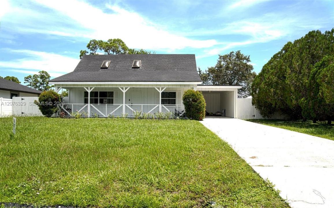 2489 SE Stonecrop St, Port St. Lucie, Floride 34984, États-Unis