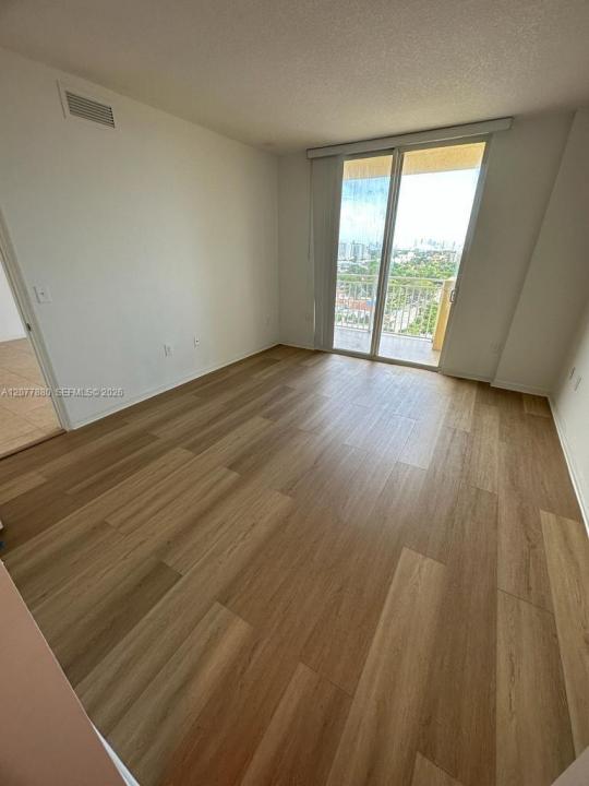 215 SW 42nd Ave PH11, Miami, Flórida 33134, Estados Unidos