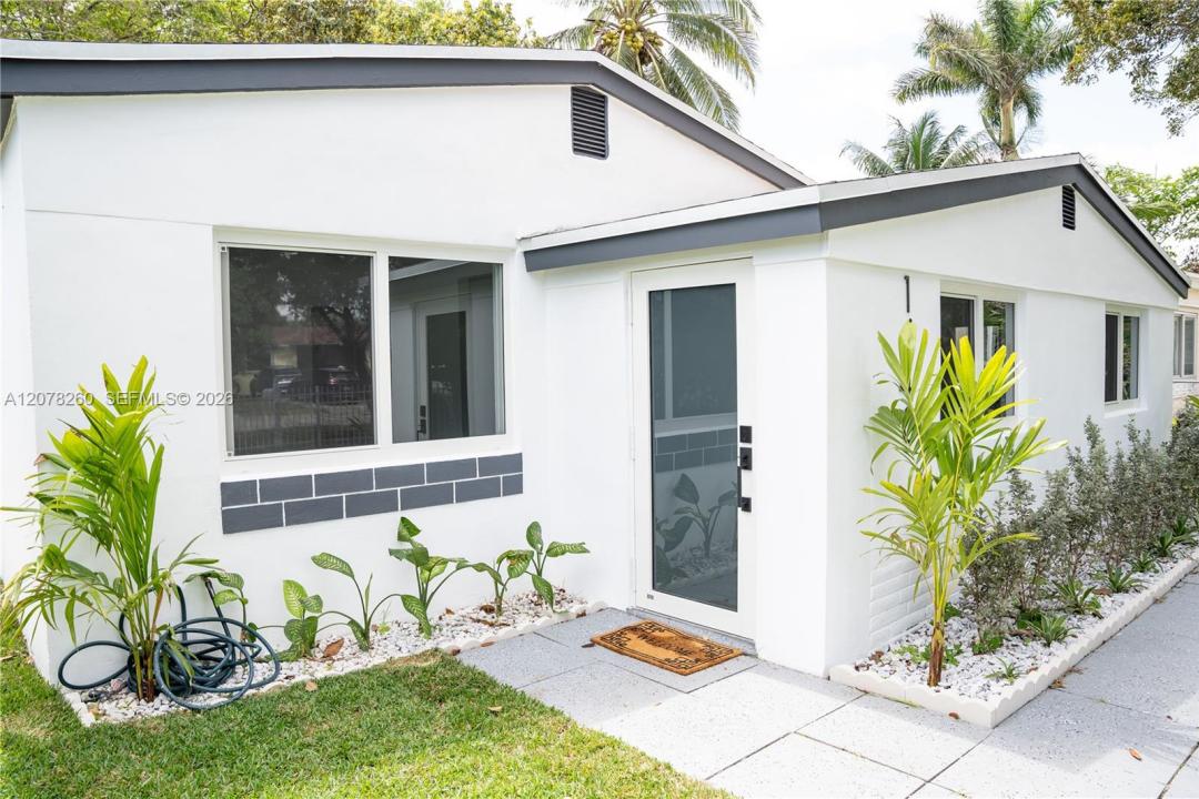1640 NE 172nd St, North Miami Beach, فلوريدا 33162, الولايات المتحدة