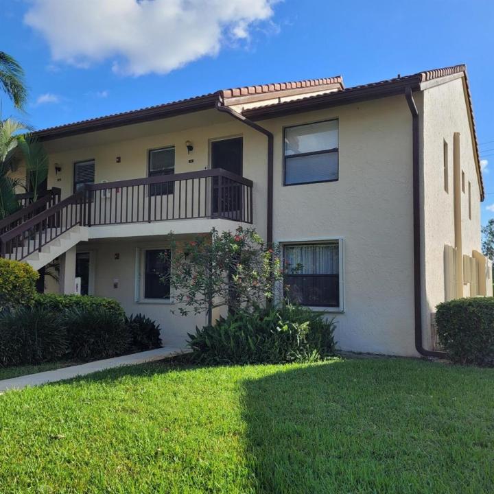 4626 Lucerne Lakes E Boulevard 106, Lake Worth, Floride 33467, États-Unis