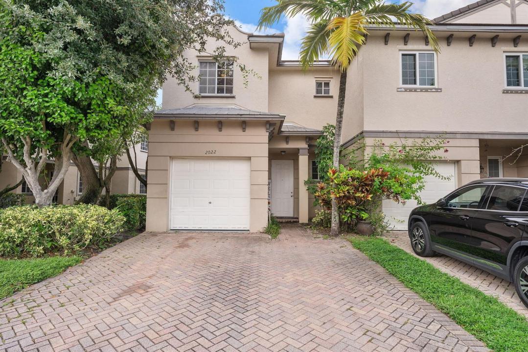 2022 ISLAND Drive, Riviera Beach, Floride 33404, États-Unis