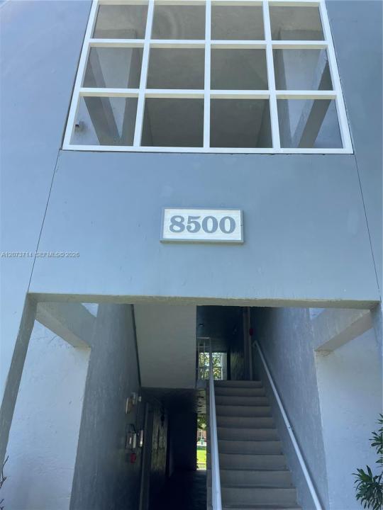 8500 SW 212th St 309, Cutler Bay, Floride 33189, États-Unis