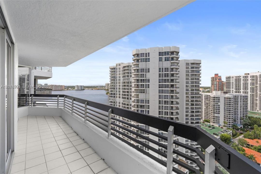 19195 NE 36th Ct 2502, Aventura, Floride 33180, États-Unis