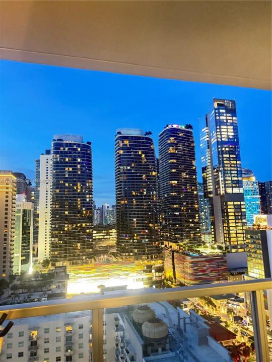 1111 SW 1st Ave 2721-N, Miami, Floride 33130, États-Unis
