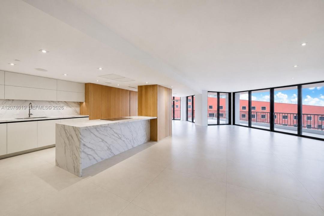 1581 Brickell Ave PH106, Miami, Florida 33129, Stati Uniti