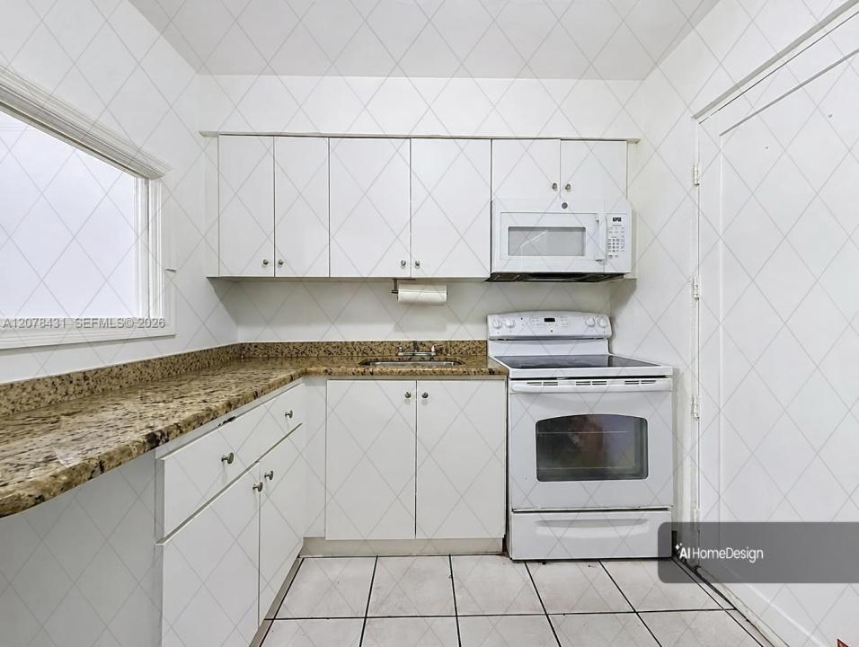 2441 NW 13th St 67, Miami, Florida 33125, Stati Uniti