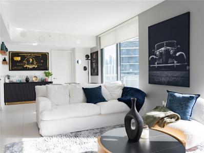 501 NE 31st St 1209, Miami, Florida 33137, USA