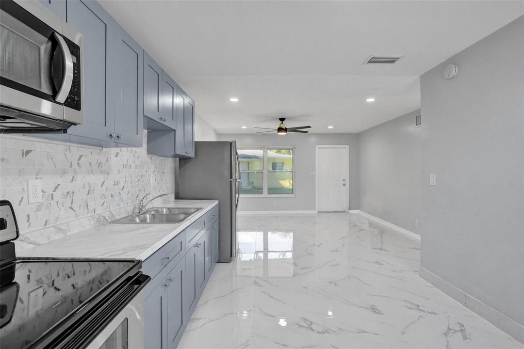 260 NE 41st Street, Oakland Park, Flórida 33334, Estados Unidos