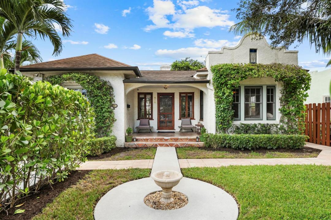 416 WESTWOOD Road, West Palm Beach, Florida 33401, USA