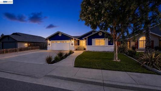 Twin Hills Dr, Galt, California 95632, HOA KỲ