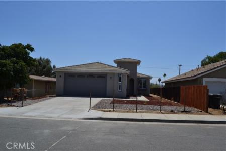 E 8th Street, Perris, كاليفورنيا 92570, الولايات المتحدة