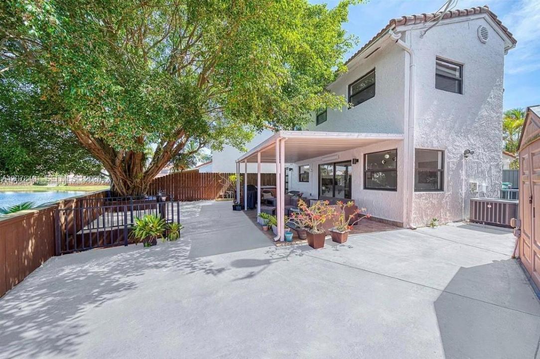 13267 SW 9th Ln, Miami, Floride 33184, États-Unis