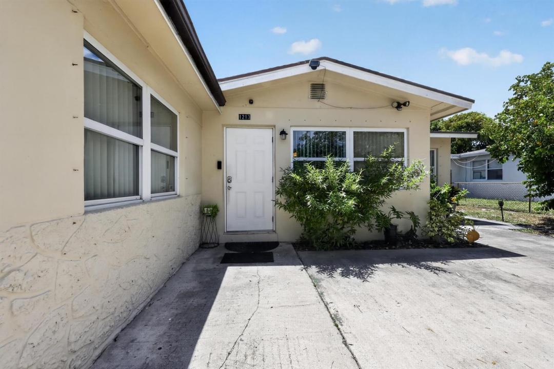1213 14TH S Avenue, Floride 33460, États-Unis