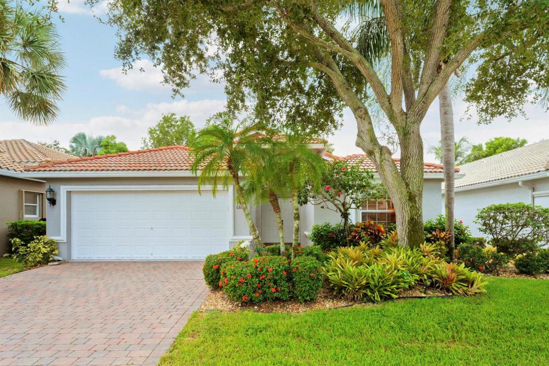 6806 Rienzo Street, Lake Worth, Floride 33467, États-Unis