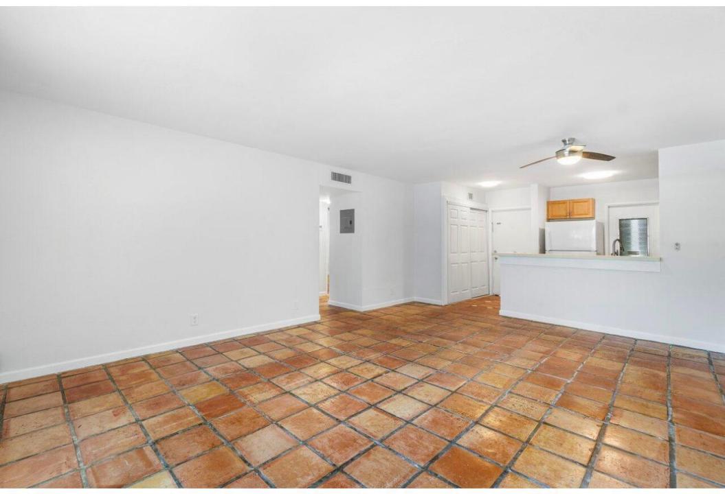 420 SE 2nd Avenue 2, Deerfield Beach, Florida 33441, USA