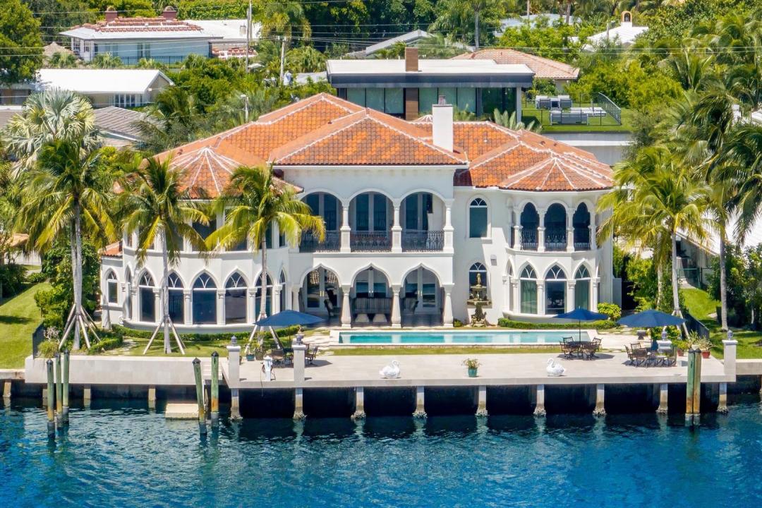 745 Middle River Drive, Fort Lauderdale, Florida 33304, USA