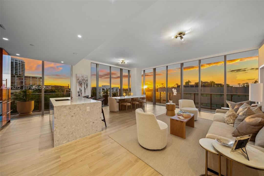 2678 Tigertail Ave 401, Miami, Florida 33133, Stati Uniti