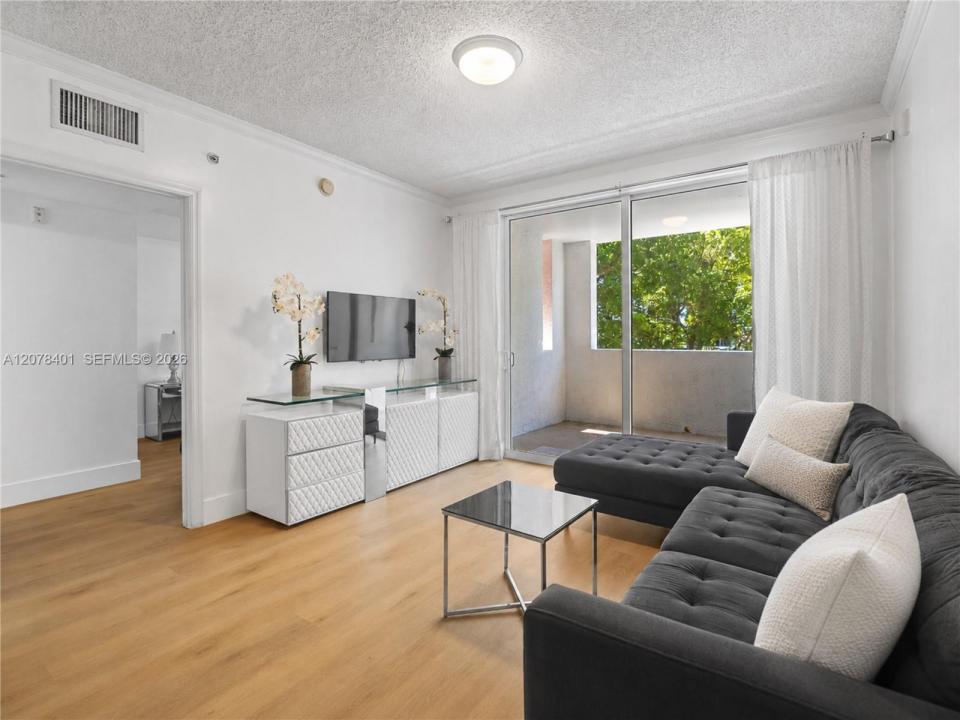 17145 N Bay Rd 4311, Sunny Isles Beach, Floride 33160, États-Unis