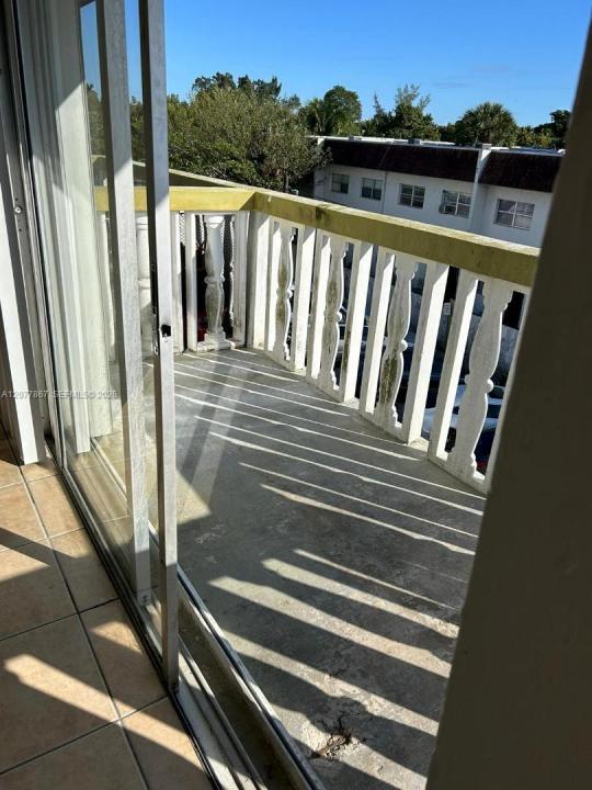15201 NE 6th Ave C302, Miami, Floride 33162, États-Unis