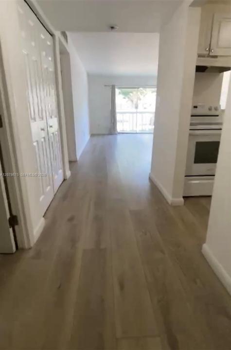 15205 NE 6th Ave D104, Miami, Floride 33162, États-Unis