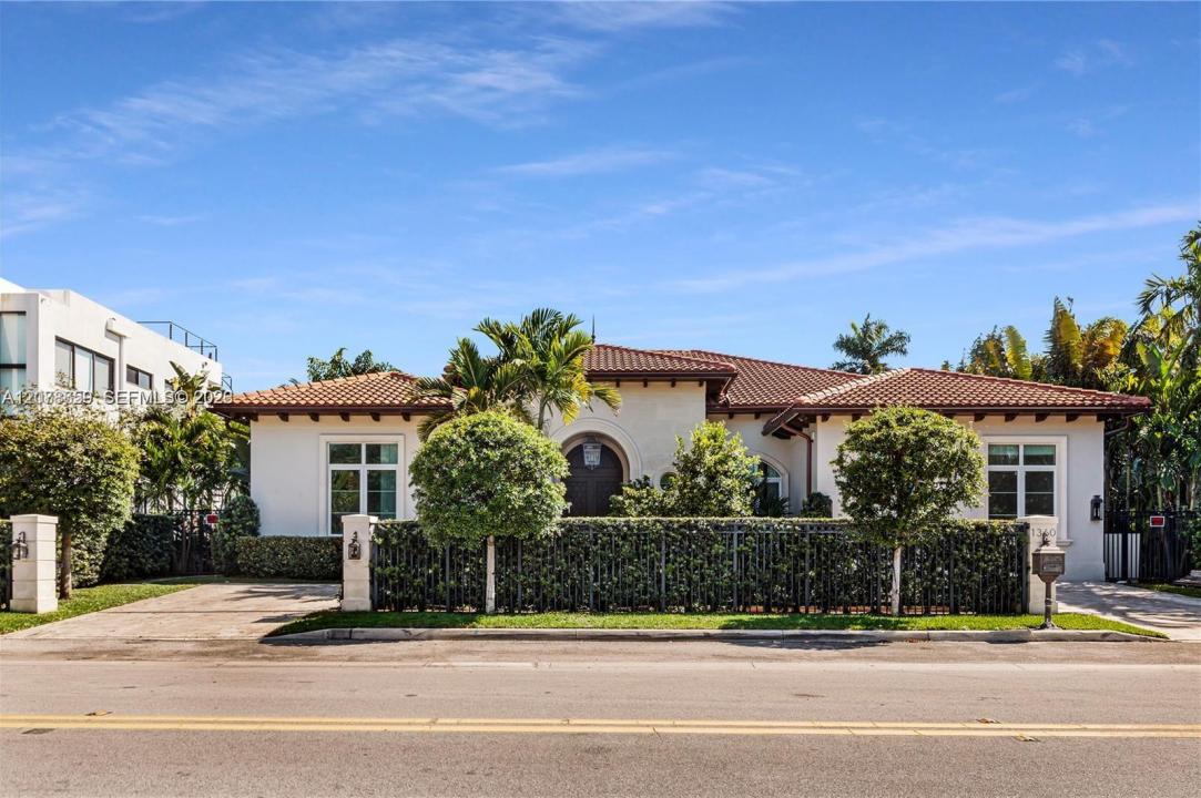 1360 98th St, Bay Harbor Islands, Floride 33154, États-Unis