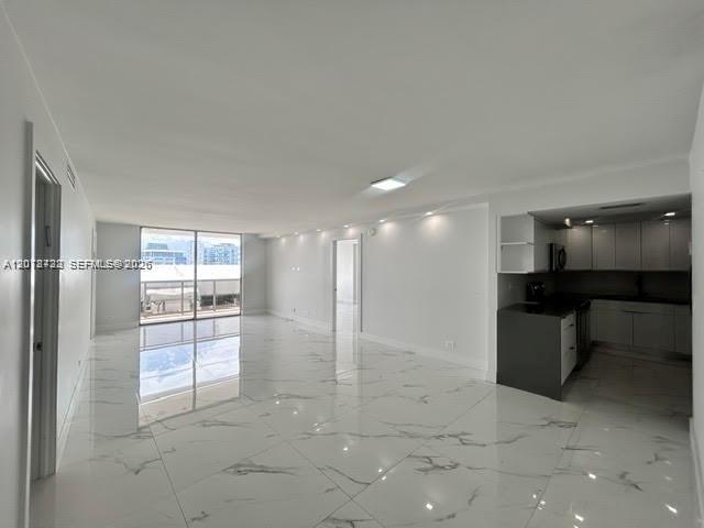 6039 Collins Ave CU -1033, Miami Beach, Florida 33140, Stati Uniti