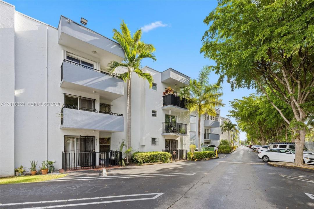 1800 SW 25th St 2305, Miami, Florida 33133, Stati Uniti