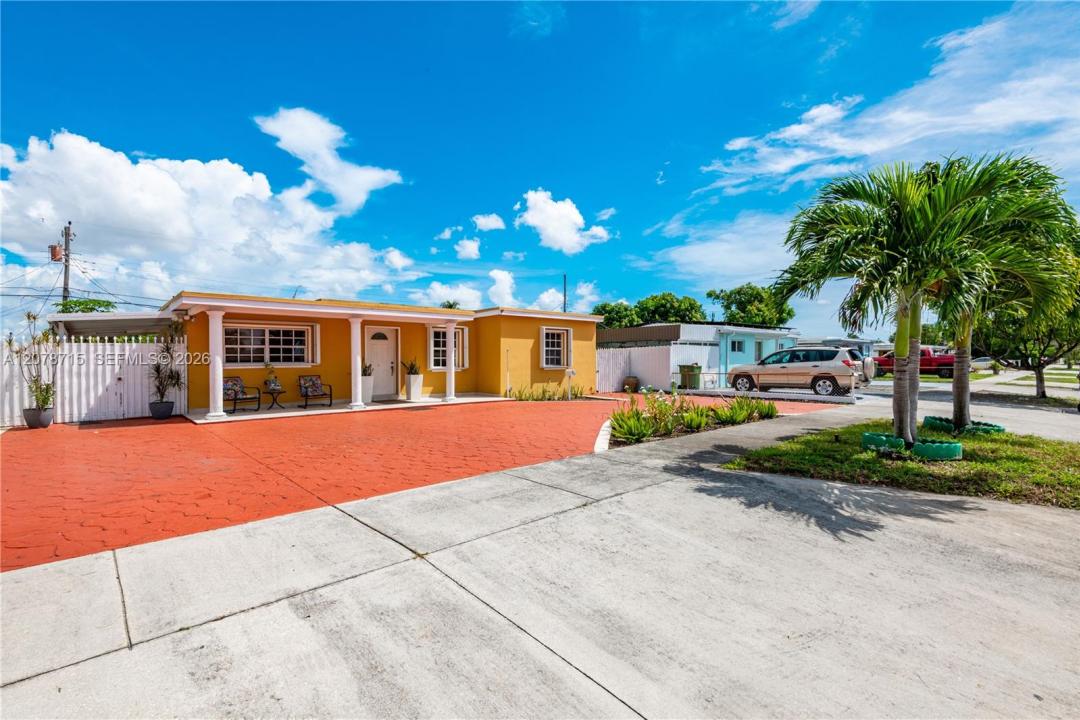 359 W 35th St, Hialeah, Флорида 33012, Соединенные Штаты