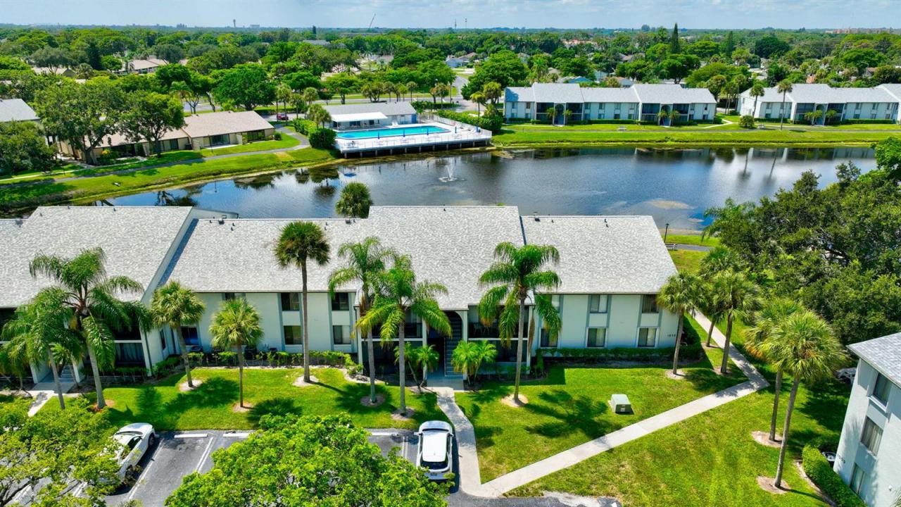 1010 Green Pine Boulevard F2, West Palm Beach, Florida 33409, Stati Uniti