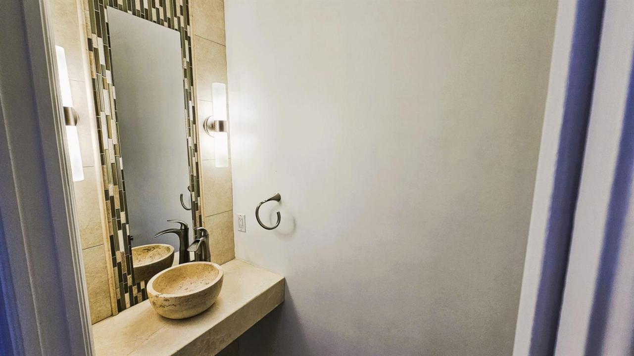 213 TALIA Circle, Palm Springs, Florida 33461, USA
