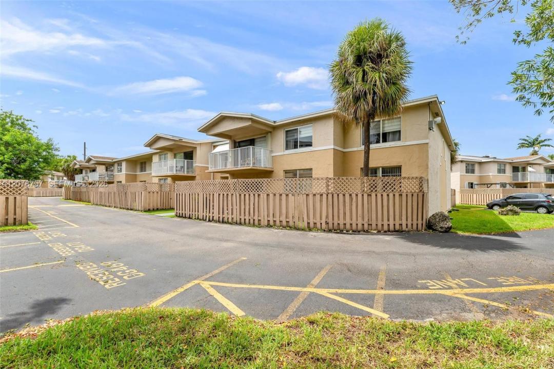 4140 NW 79th Ave 2B, Doral, Florida 33166, Stati Uniti