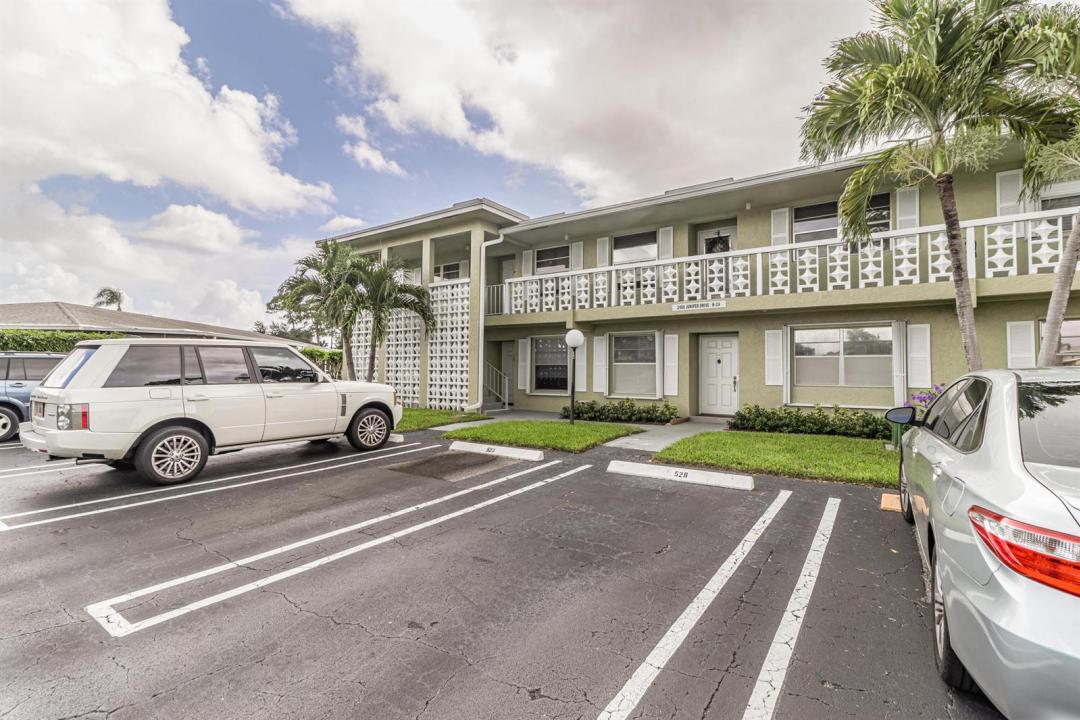 2460 Juniper Drive 201, Delray Beach, 플로리다 33445, 미국
