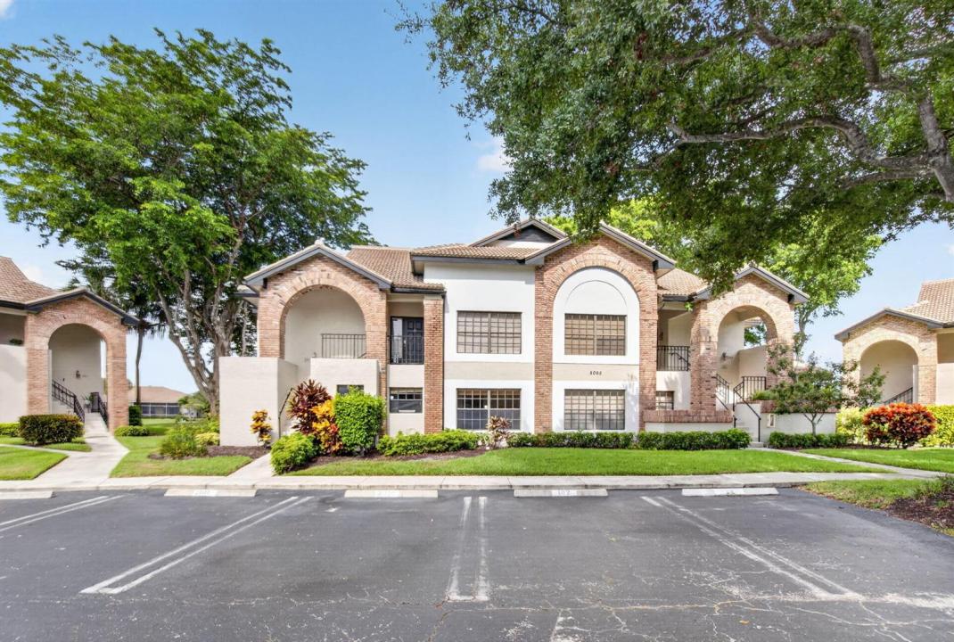 8065 Aberdeen Drive 102, Boynton Beach, Florida 33472, USA