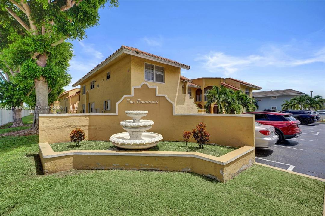 15645 SW 74th Cir Dr 6-5, Miami, Floride 33193, États-Unis