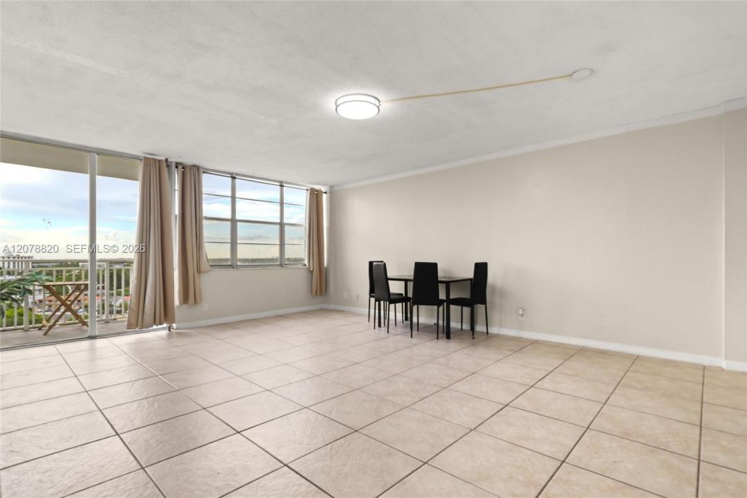 2100 Sans Souci Blvd A1010, North Miami, Floride 33181, États-Unis