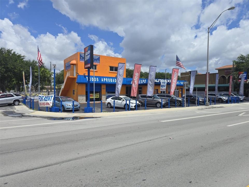 4010 E 8th Ave, Hialeah, Floryda 33013, USA